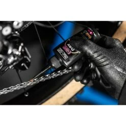 Muc-Off EBike Kettenöl Für Trockenheit 8 Muc-Off EBike Kettenöl Für Trockenheit -Fahrradwerkzeuge 27739 4 1033